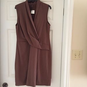NWT Studio taupe color cotton blend ruched dress